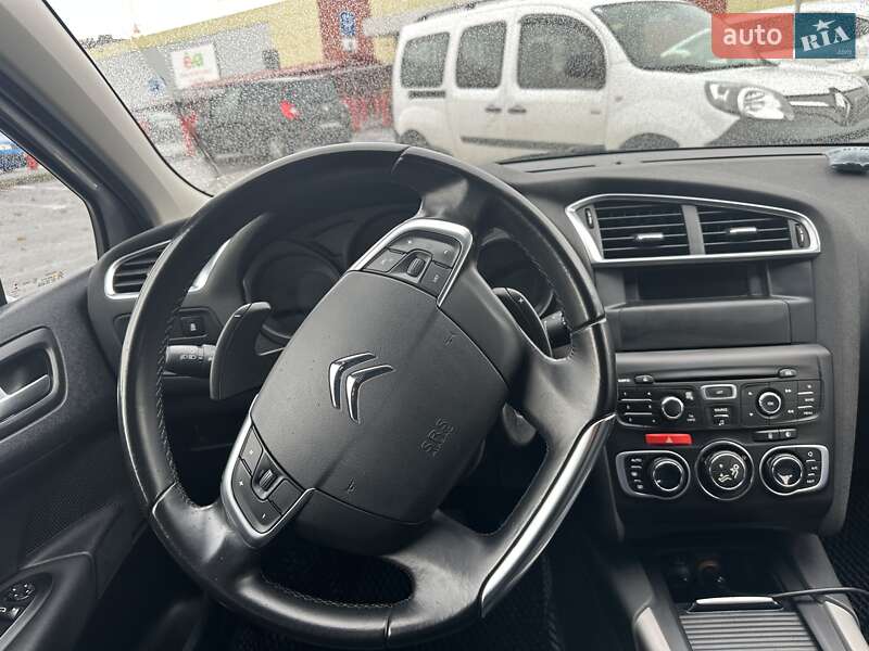 Хэтчбек Citroen C4 2014 в Львове