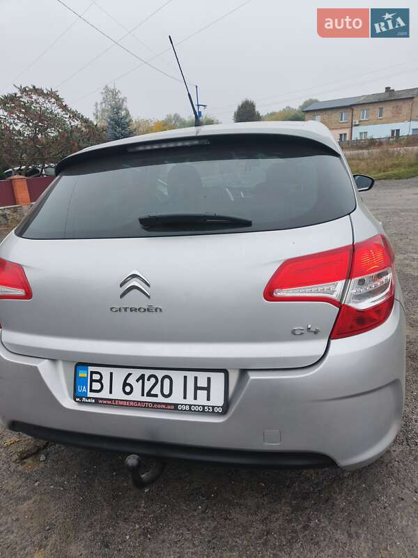 Хэтчбек Citroen C4 2011 в Пирятине