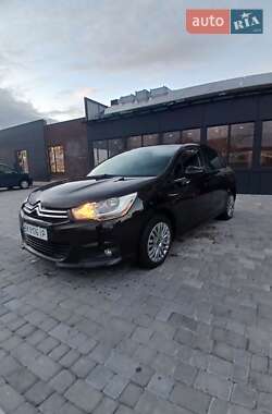 Хэтчбек Citroen C4 2012 в 