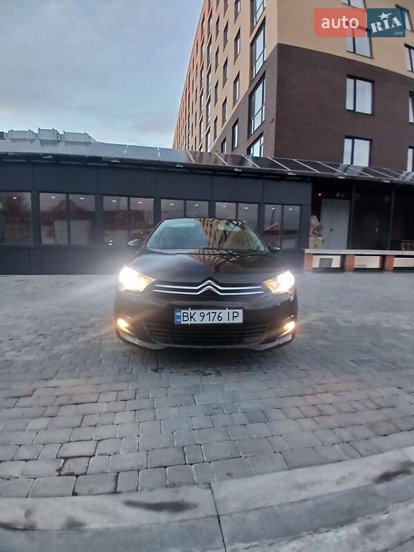 Хетчбек Citroen C4 2012 в Нетішині