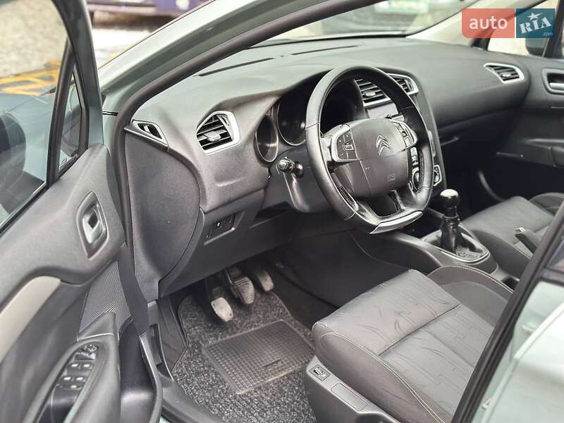 Хэтчбек Citroen C4 2012 в Харькове