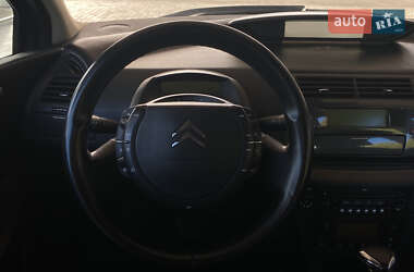 Хэтчбек Citroen C4 2007 в 