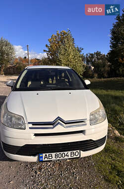 Купе Citroen C4 2008 в 