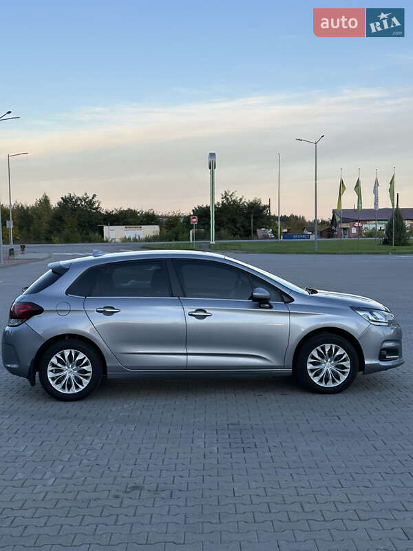 Хэтчбек Citroen C4 2017 в Киеве