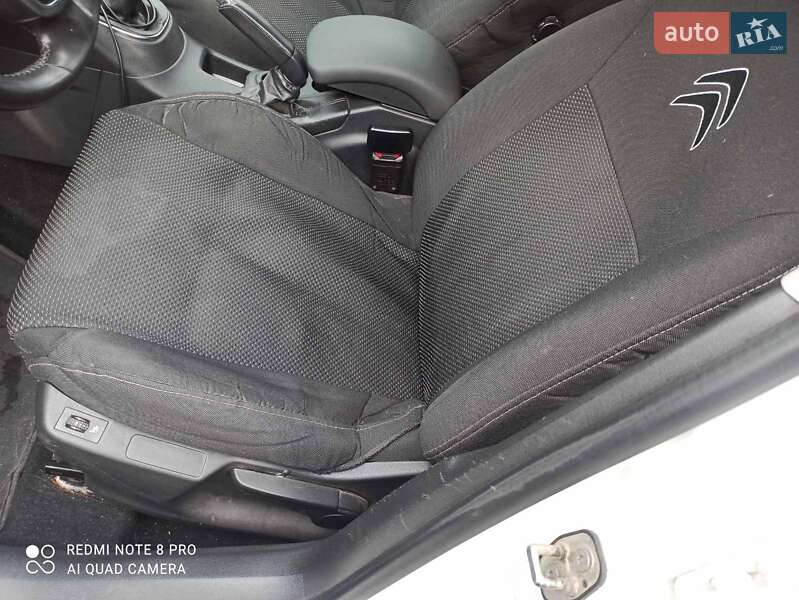 Хетчбек Citroen C4 2012 в Миргороді фото 26 Хетчбек Citroen C4 2012 в Миргороді