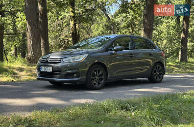Хэтчбек Citroen C4 2012 в 