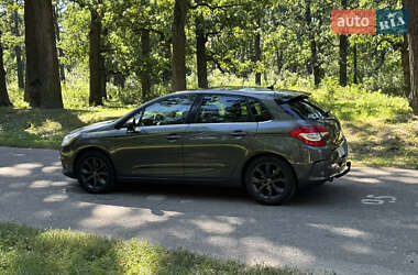 Хэтчбек Citroen C4 2012 в 