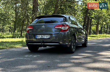 Хэтчбек Citroen C4 2012 в 