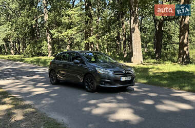 Хэтчбек Citroen C4 2012 в 