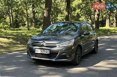 Хэтчбек Citroen C4 2012 в 