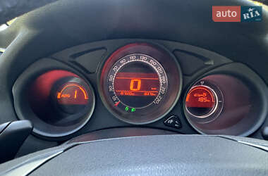 Хэтчбек Citroen C4 2012 в 
