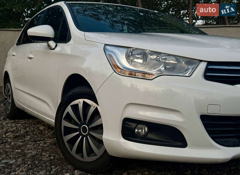 Хетчбек Citroen C4 2012 в Києві