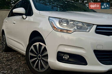 Хэтчбек Citroen C4 2012 в 