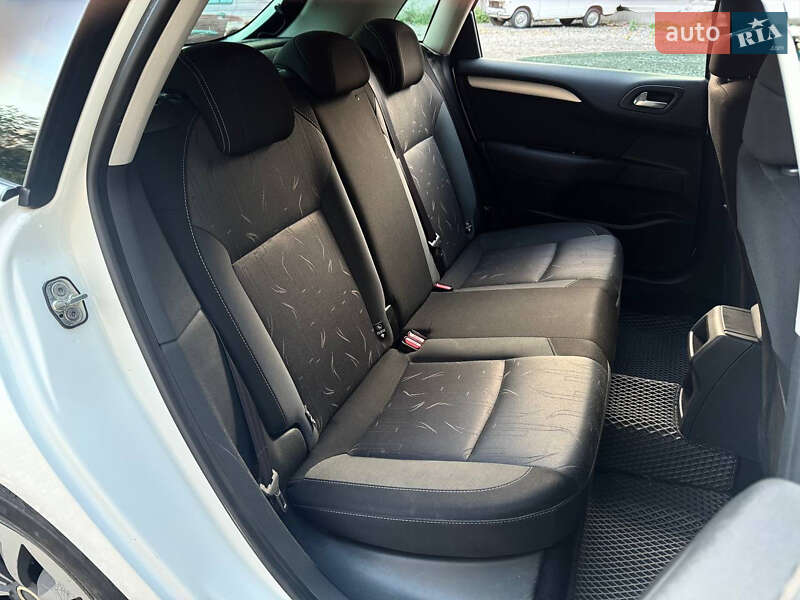 Хетчбек Citroen C4 2012 в Києві