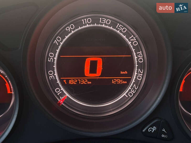 Хетчбек Citroen C4 2012 в Києві