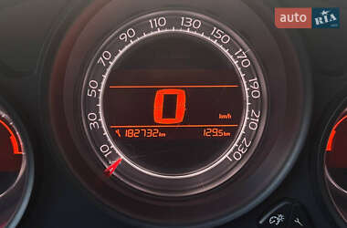 Хэтчбек Citroen C4 2012 в 