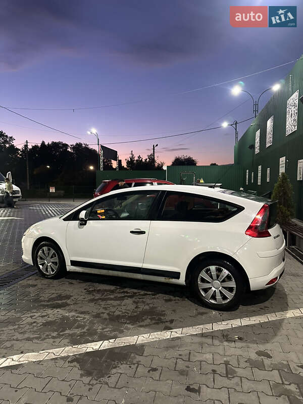 Купе Citroen C4 2008 в Хотине