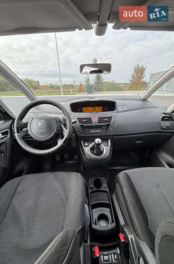 Хэтчбек Citroen C4 2009 в 