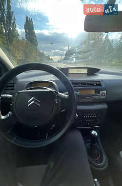 Купе Citroen C4 2008 в 