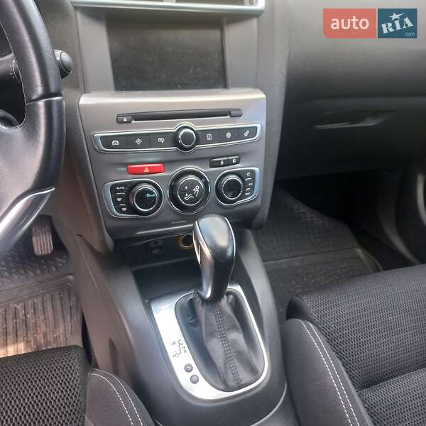 Хетчбек Citroen C4 2016 в Києві