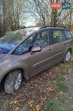 Хетчбек Citroen C4 2009 в 