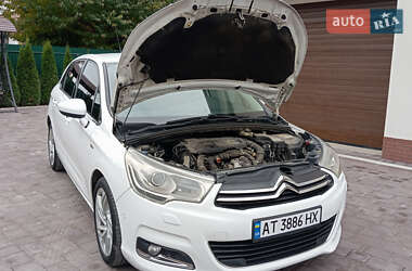 Хэтчбек Citroen C4 2012 в 