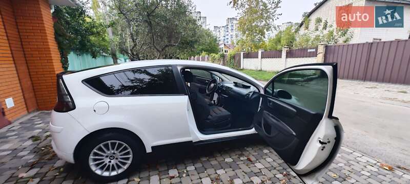 Хэтчбек Citroen C4 2007 в Чернигове фото 15 Хэтчбек Citroen C4 2007 в Чернигове