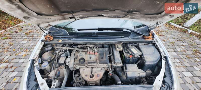 Хэтчбек Citroen C4 2007 в Чернигове фото 24 Хэтчбек Citroen C4 2007 в Чернигове