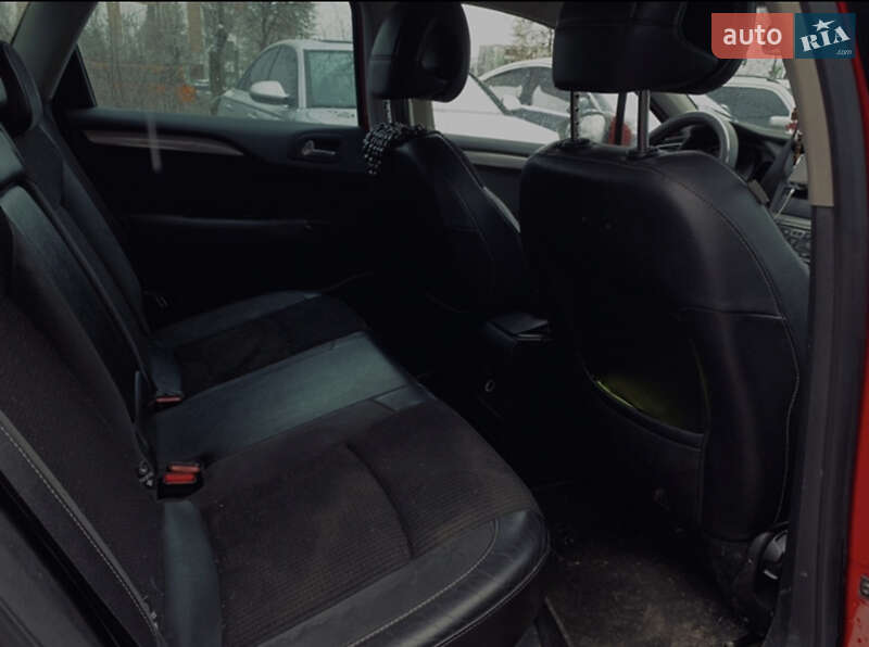 Хэтчбек Citroen C4 2011 в Ивано-Франковске фото 6 Хэтчбек Citroen C4 2011 в Ивано-Франковске