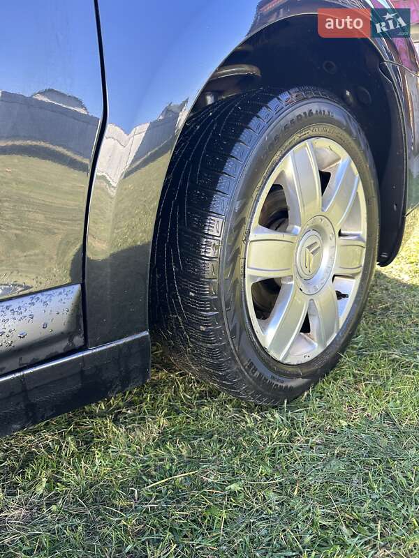 Хэтчбек Citroen C4 2007 в Дубно фото 11 Хэтчбек Citroen C4 2007 в Дубно