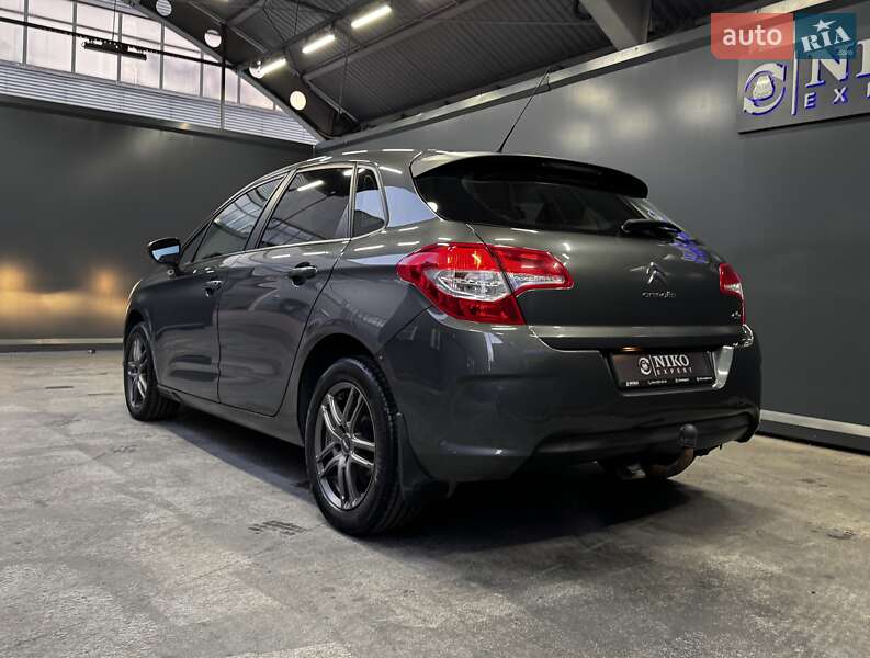 Хэтчбек Citroen C4 2012 в Киеве