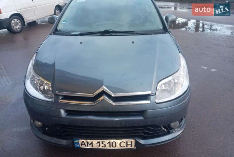Купе Citroen C4 2005 в Коростене
