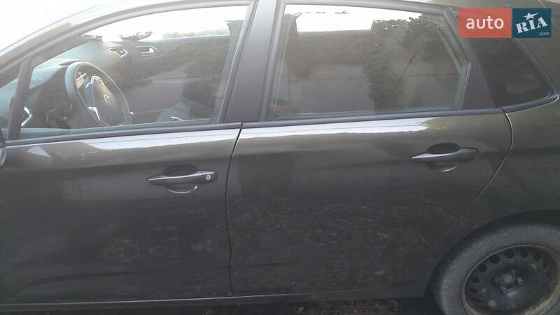 Хетчбек Citroen C4 2014 в Запоріжжі фото 2 Хетчбек Citroen C4 2014 в Запоріжжі