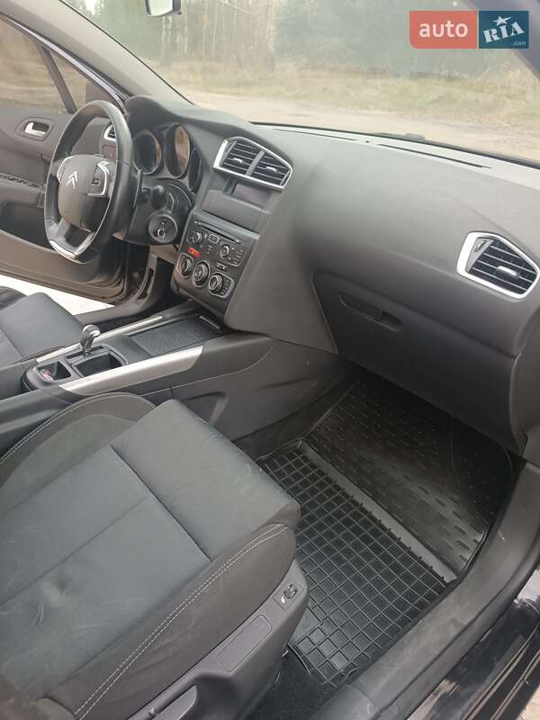 Хэтчбек Citroen C4 2012 в Славуте фото 41 Хэтчбек Citroen C4 2012 в Славуте