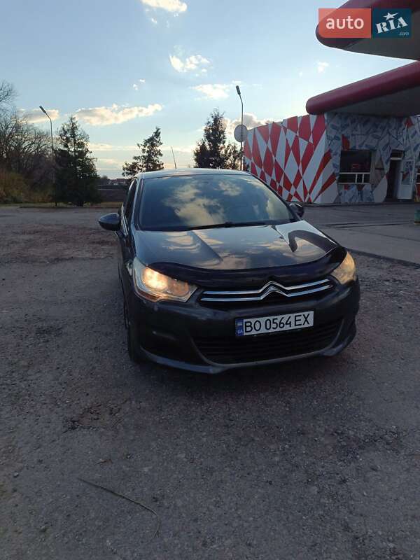 Хетчбек Citroen C4 2011 в Товсте