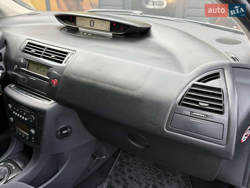 Хетчбек Citroen C4 2008 в Стрию фото 35 Хетчбек Citroen C4 2008 в Стрию