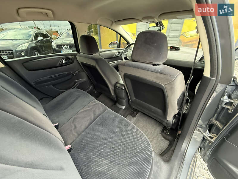 Хетчбек Citroen C4 2008 в Стрию фото 37 Хетчбек Citroen C4 2008 в Стрию