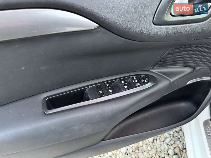 Хетчбек Citroen C4 2012 в Івано-Франківську фото 16 Хетчбек Citroen C4 2012 в Івано-Франківську