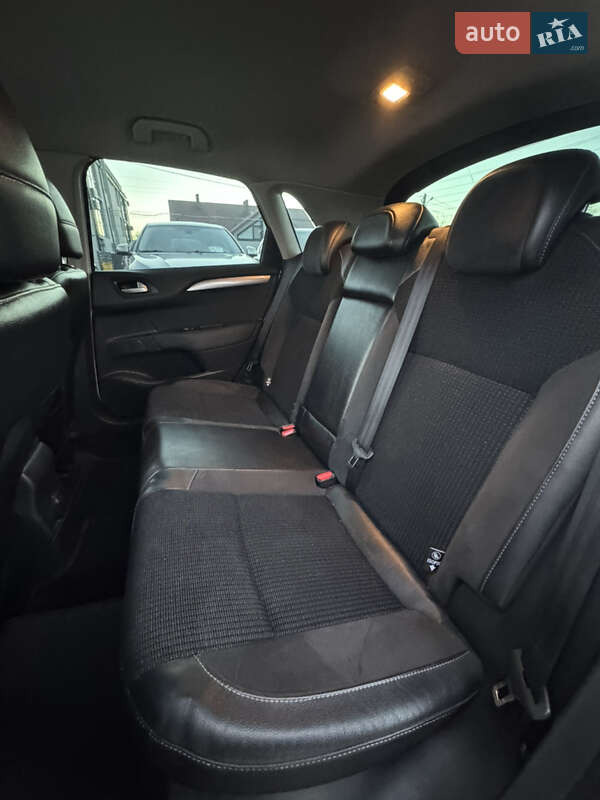 Хетчбек Citroen C4 2012 в Івано-Франківську фото 24 Хетчбек Citroen C4 2012 в Івано-Франківську