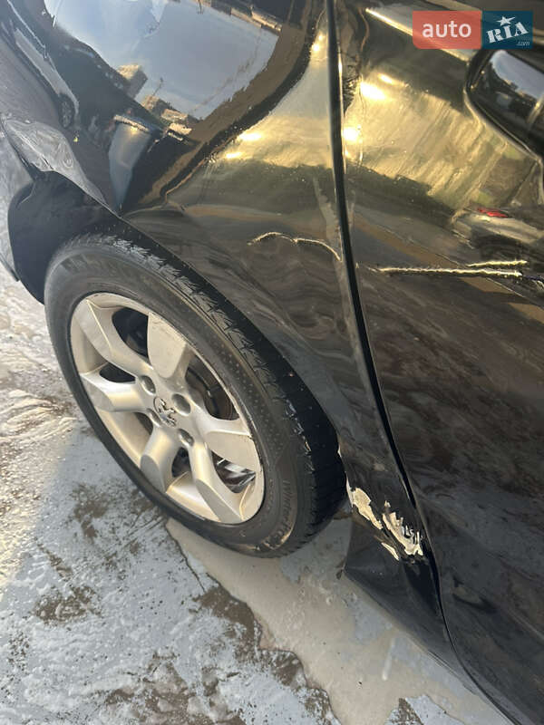 Хетчбек Citroen C4 2011 в Києві фото 23 Хетчбек Citroen C4 2011 в Києві