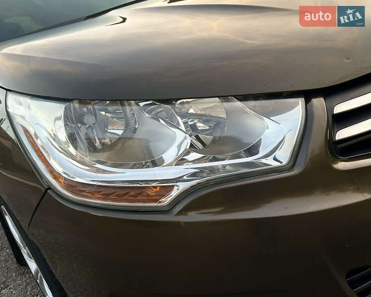 Хетчбек Citroen C4 2014 в Дніпрі