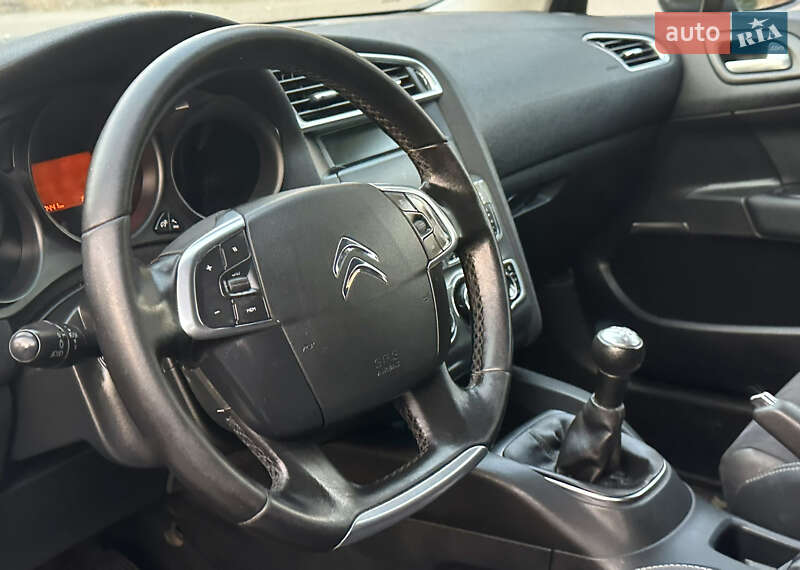 Хетчбек Citroen C4 2014 в Дніпрі