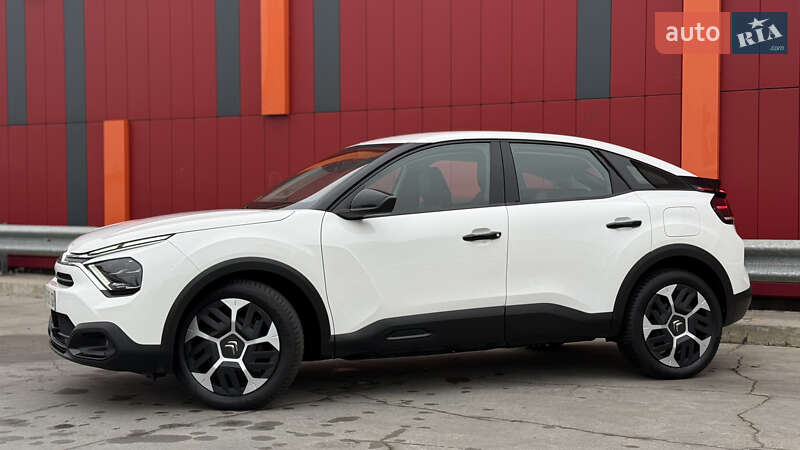 Хэтчбек Citroen C4 2022 в Киеве