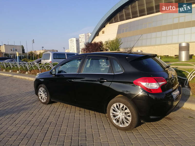 Хетчбек Citroen C4 2013 в Києві фото 11 Хетчбек Citroen C4 2013 в Києві