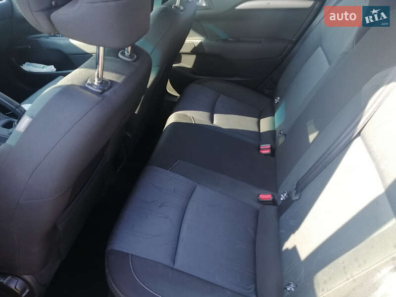Хетчбек Citroen C4 2013 в Києві фото 20 Хетчбек Citroen C4 2013 в Києві