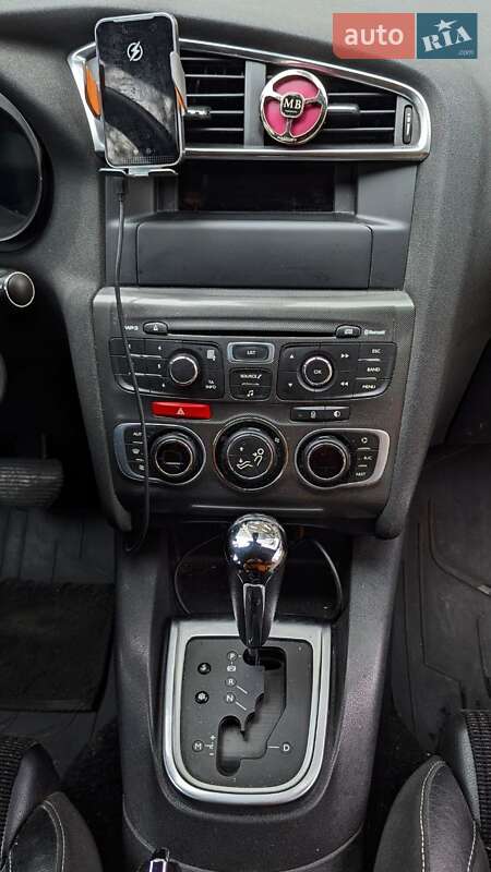 Хэтчбек Citroen C4 2012 в Киеве