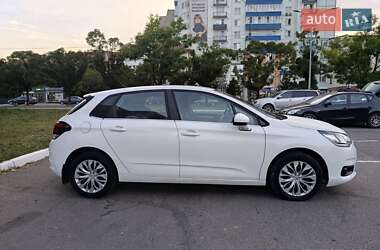 Хэтчбек Citroen C4 2016 в Ивано-Франковске