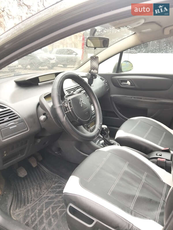 Хэтчбек Citroen C4 2005 в Киеве фото 8 Хэтчбек Citroen C4 2005 в Киеве