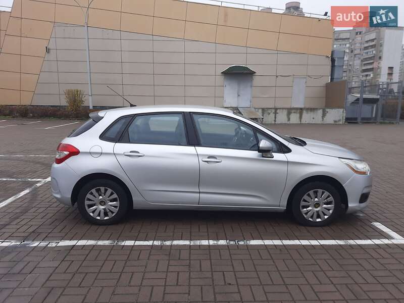 Хэтчбек Citroen C4 2012 в Киеве