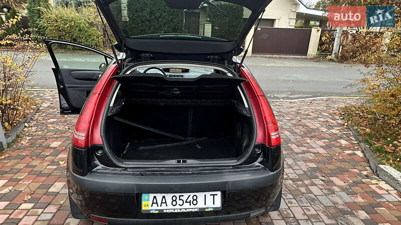 Хэтчбек Citroen C4 2007 в Киеве фото 14 Хэтчбек Citroen C4 2007 в Киеве